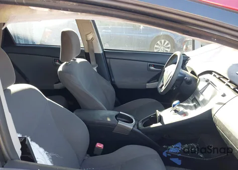 2012 Toyota Prius Two z USA, uszkodzony, nr VIN JTDKN3DU4C1588685